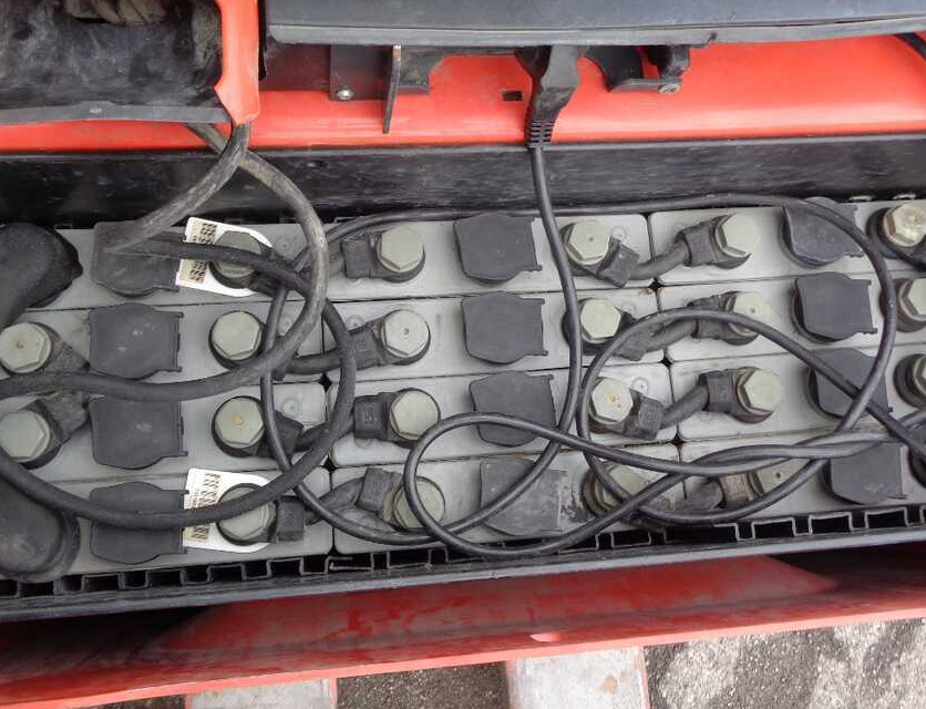 Linde T 16 - משאית משטחים: תמונה 2 Linde T 16 - משאית משטחים: תמונה 2