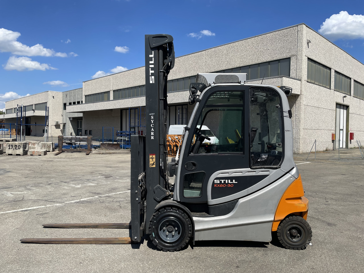 STILL RX 60-30 - מלגזה חשמלית: תמונה 2 STILL RX 60-30 - מלגזה חשמלית: תמונה 2