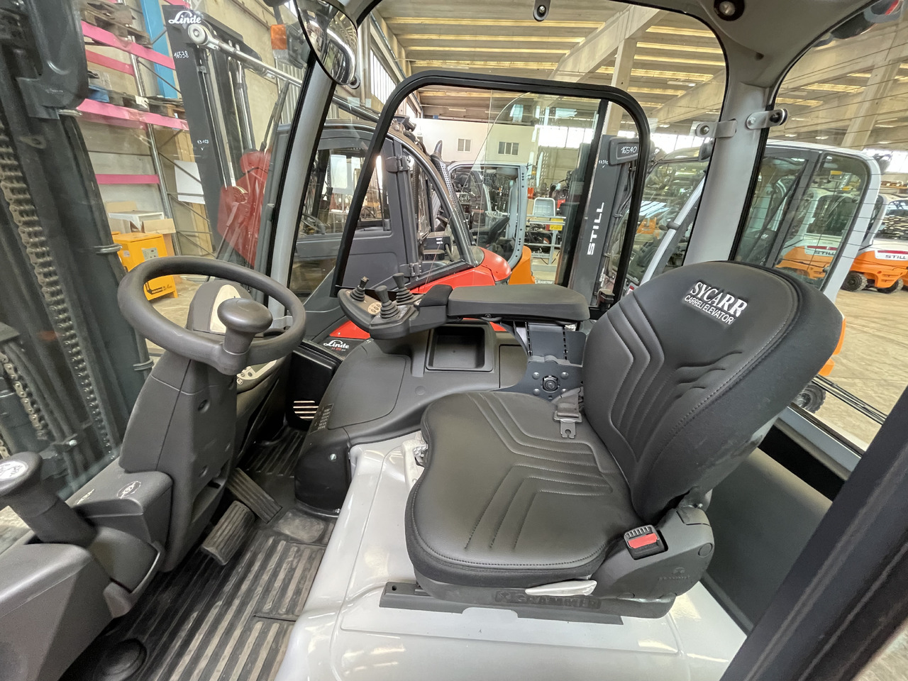 STILL RX 60-45 - מלגזה חשמלית: תמונה 4 STILL RX 60-45 - מלגזה חשמלית: תמונה 4