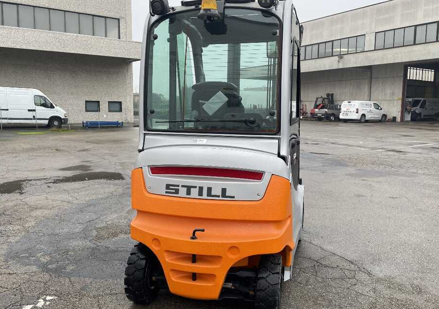Still RX 60-30 (5300 ore) - מלגזה חשמלית: תמונה 3 Still RX 60-30 (5300 ore) - מלגזה חשמלית: תמונה 3