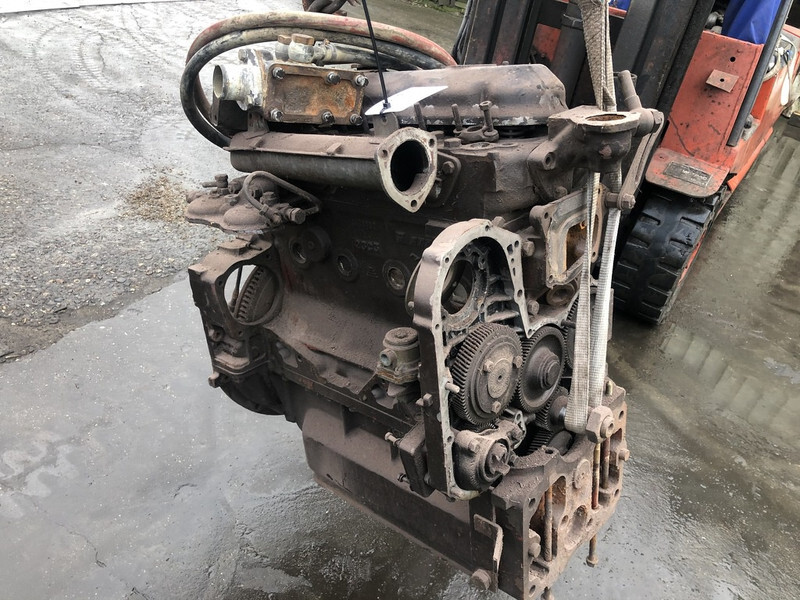 Fiat 8065.04 - מנוע: תמונה 5 Fiat 8065.04 - מנוע: תמונה 5