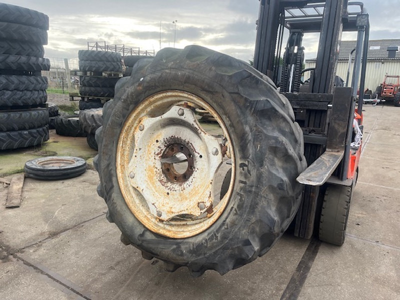Firestone 18.4 R34 - חישוק: תמונה 4 Firestone 18.4 R34 - חישוק: תמונה 4