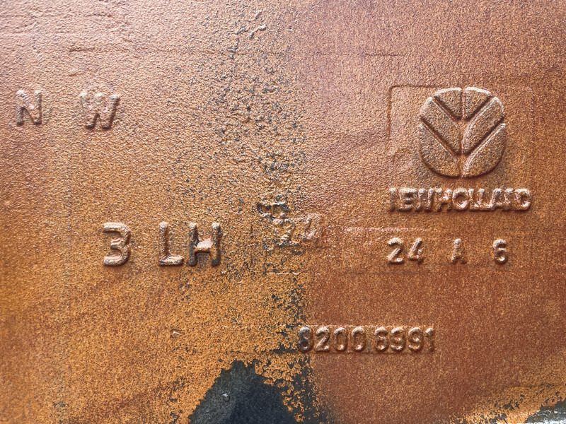 Ford 6640 7740 SL - טרקטור חקלאי: תמונה 3 Ford 6640 7740 SL - טרקטור חקלאי: תמונה 3