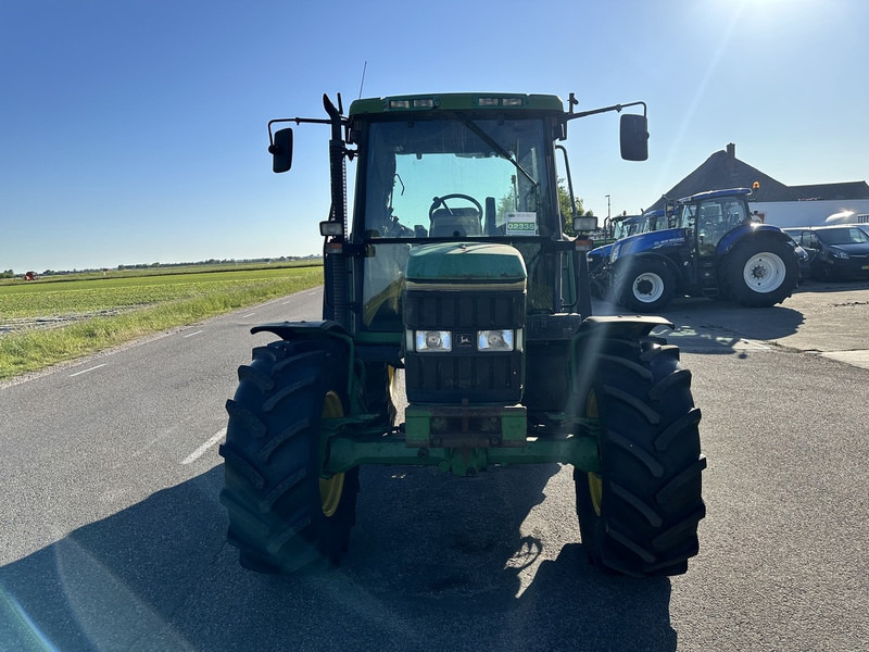 John Deere 6400 - טרקטור חקלאי: תמונה 2 John Deere 6400 - טרקטור חקלאי: תמונה 2