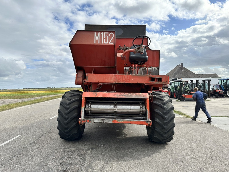 Laverda M152 - מקצרת קומבינה: תמונה 2 Laverda M152 - מקצרת קומבינה: תמונה 2