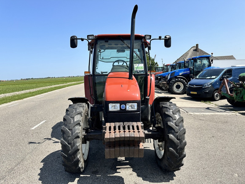New Holland L 75 - טרקטור חקלאי: תמונה 4 New Holland L 75 - טרקטור חקלאי: תמונה 4