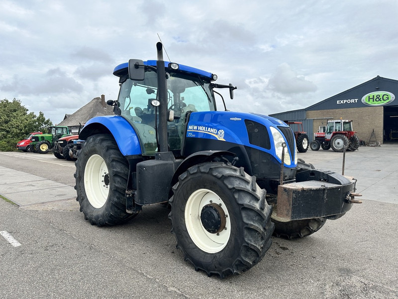 New Holland T7.210 - טרקטור חקלאי: תמונה 3 New Holland T7.210 - טרקטור חקלאי: תמונה 3