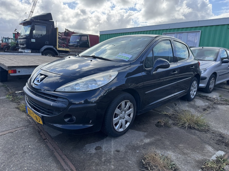 Peugeot 207 - מכונית: תמונה 1 Peugeot 207 - מכונית: תמונה 1