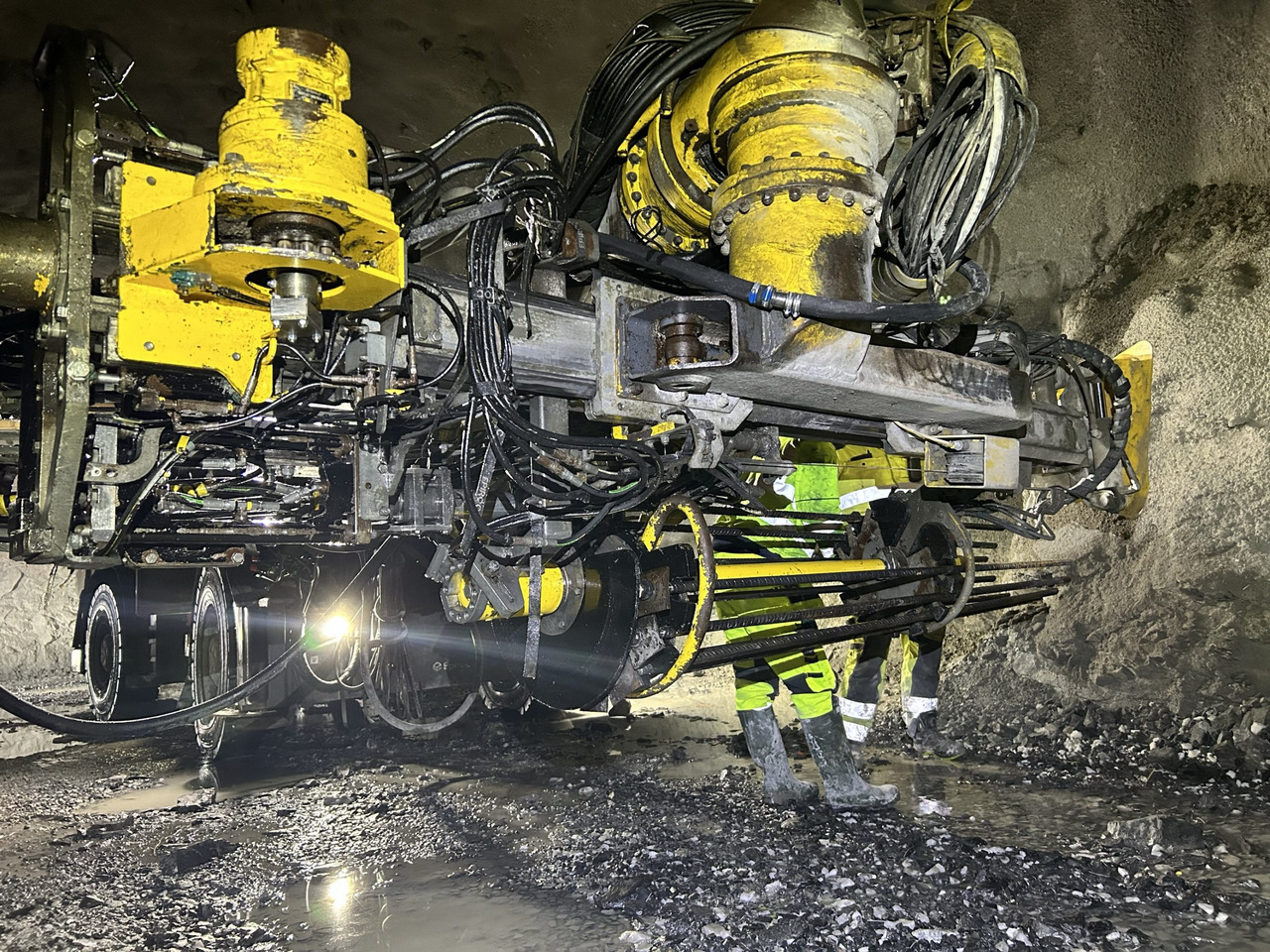 Atlas Copco Boltec E - מכונת כיוון: תמונה 3 Atlas Copco Boltec E - מכונת כיוון: תמונה 3