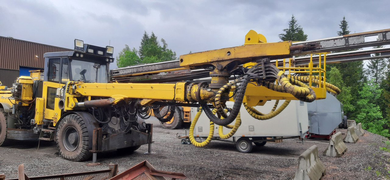 Atlas Copco E2C-C30 - מכונת כיוון: תמונה 2 Atlas Copco E2C-C30 - מכונת כיוון: תמונה 2