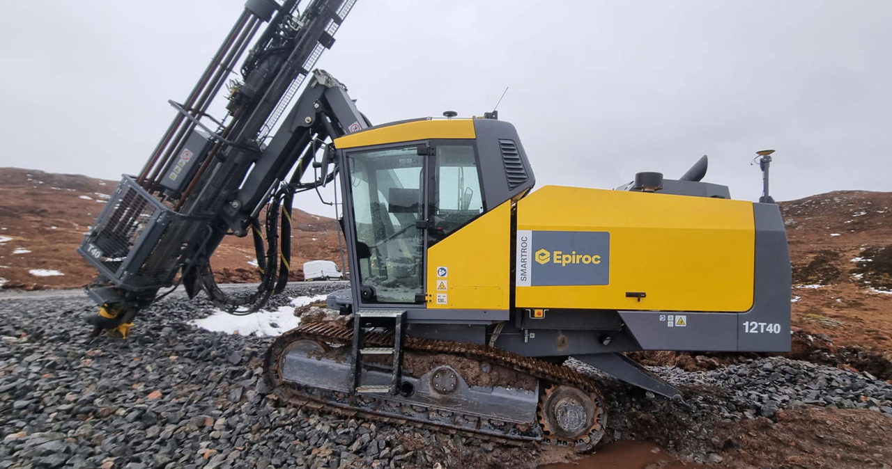 Atlas Copco (Epiroc) SmartROC T40MK2-11 - אסדת קידוח: תמונה 1 Atlas Copco (Epiroc) SmartROC T40MK2-11 - אסדת קידוח: תמונה 1