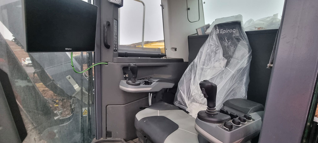 אסדת קידוח Atlas Copco (Epiroc) SmartROC T40MK2-11: תמונה 6 אסדת קידוח Atlas Copco (Epiroc) SmartROC T40MK2-11: תמונה 6