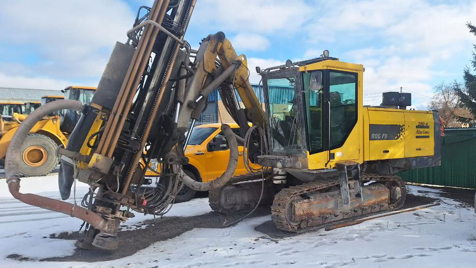 Atlas Copco ROC F9 - אסדת קידוח: תמונה 1 Atlas Copco ROC F9 - אסדת קידוח: תמונה 1