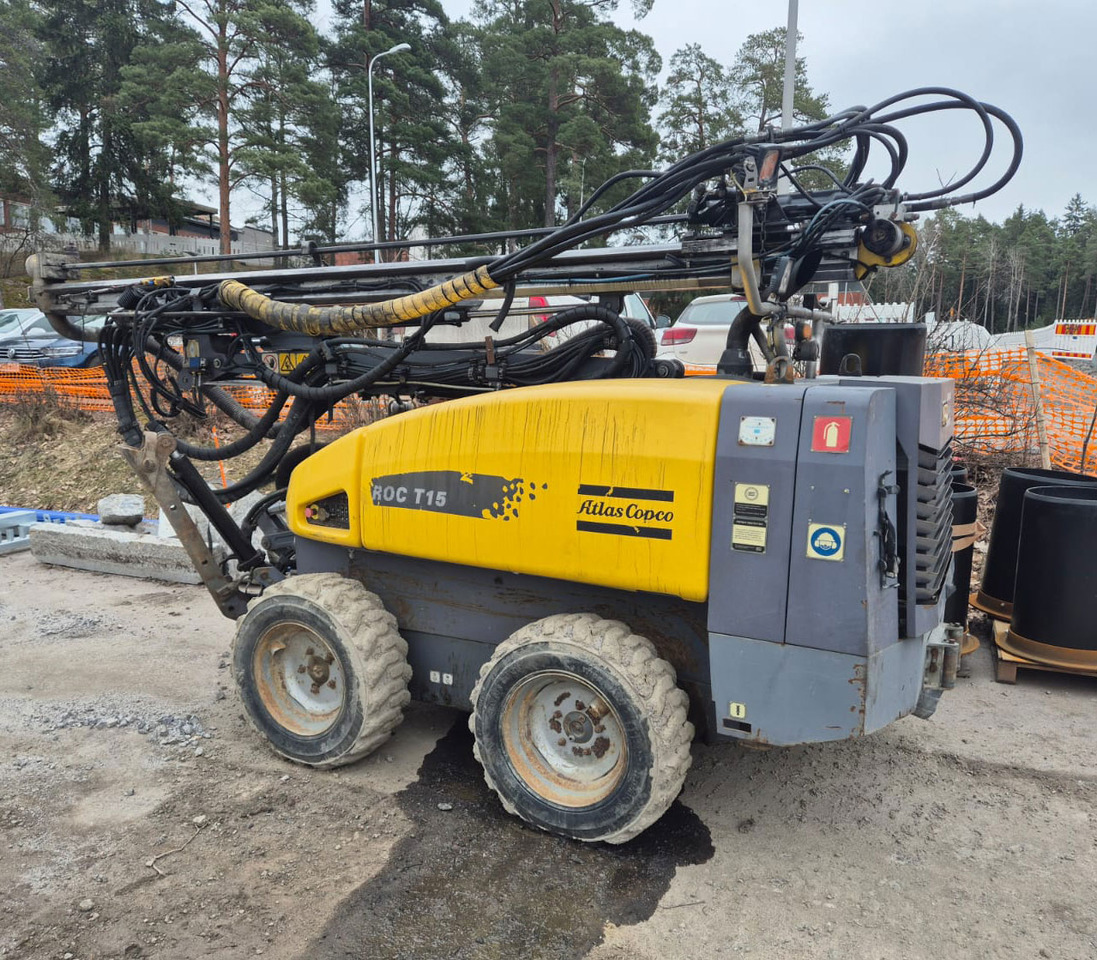 Atlas Copco ROC T15 - אסדת קידוח: תמונה 3 Atlas Copco ROC T15 - אסדת קידוח: תמונה 3