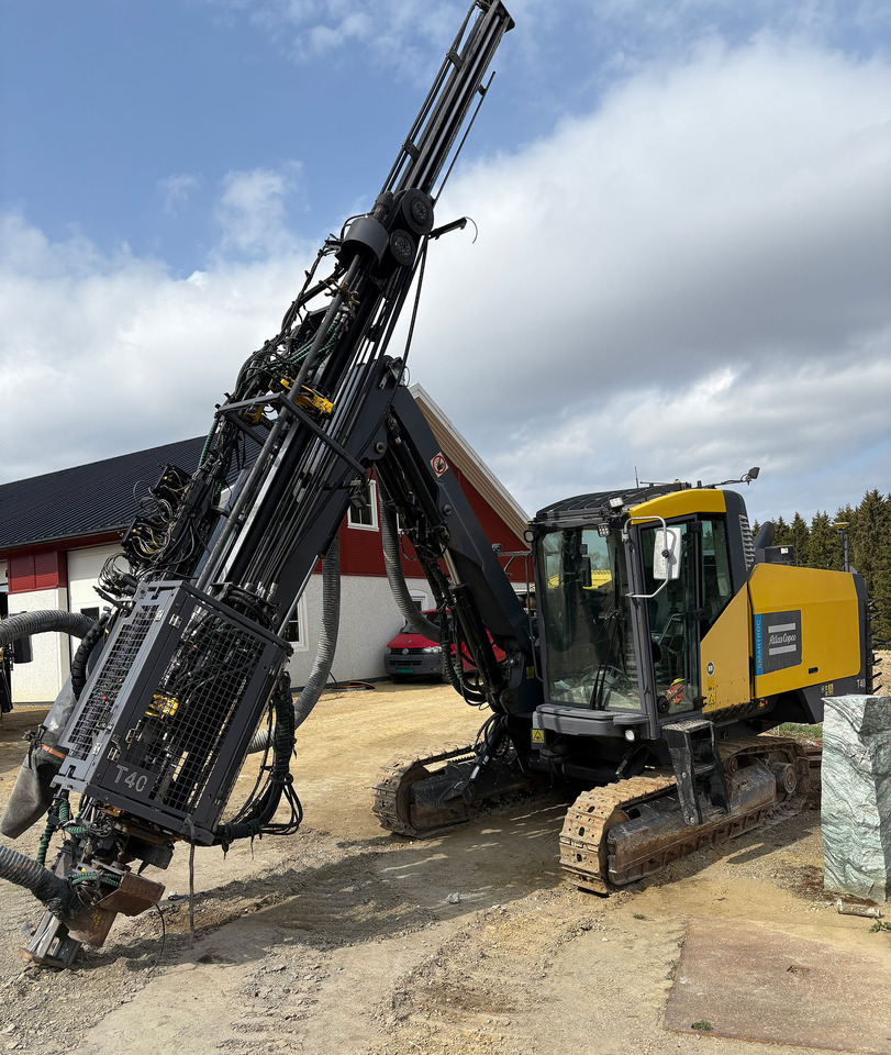 Atlas Copco SmartROC T40-11 - אסדת קידוח: תמונה 2 Atlas Copco SmartROC T40-11 - אסדת קידוח: תמונה 2