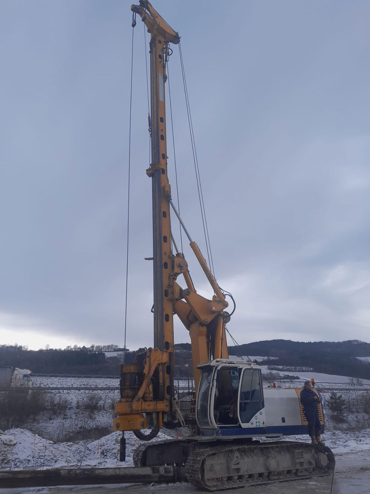 Bauer BG 18H - נהג קורה: תמונה 2 Bauer BG 18H - נהג קורה: תמונה 2