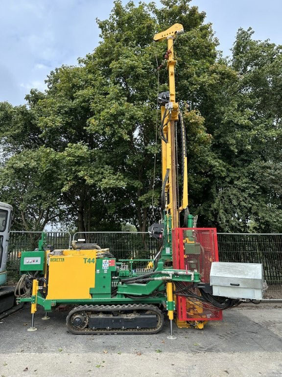 אסדת קידוח Beretta T44: תמונה 1