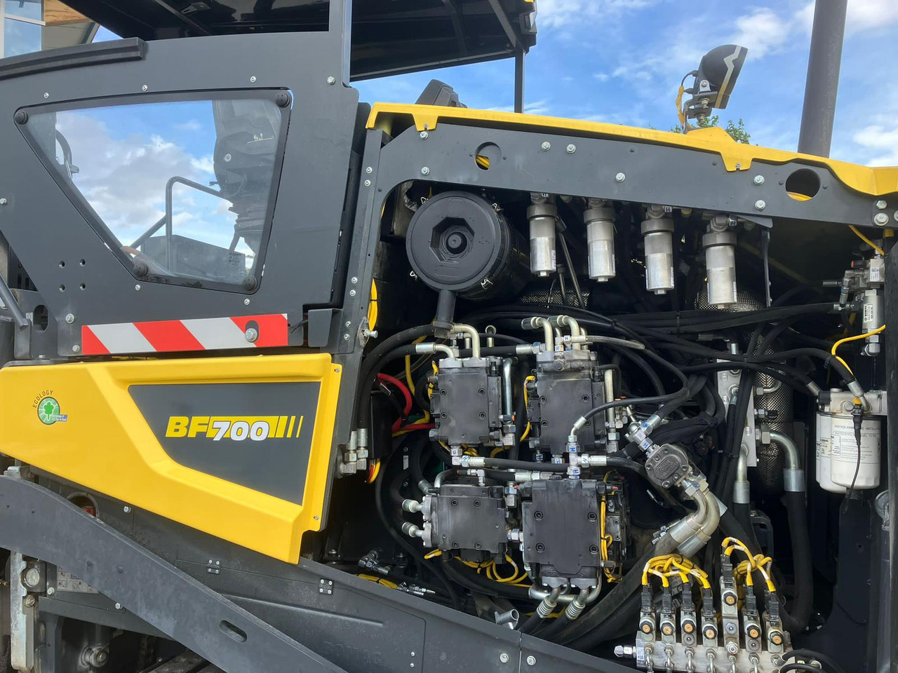 Bomag BF700 C-3 - מרצף אספלט: תמונה 5 Bomag BF700 C-3 - מרצף אספלט: תמונה 5