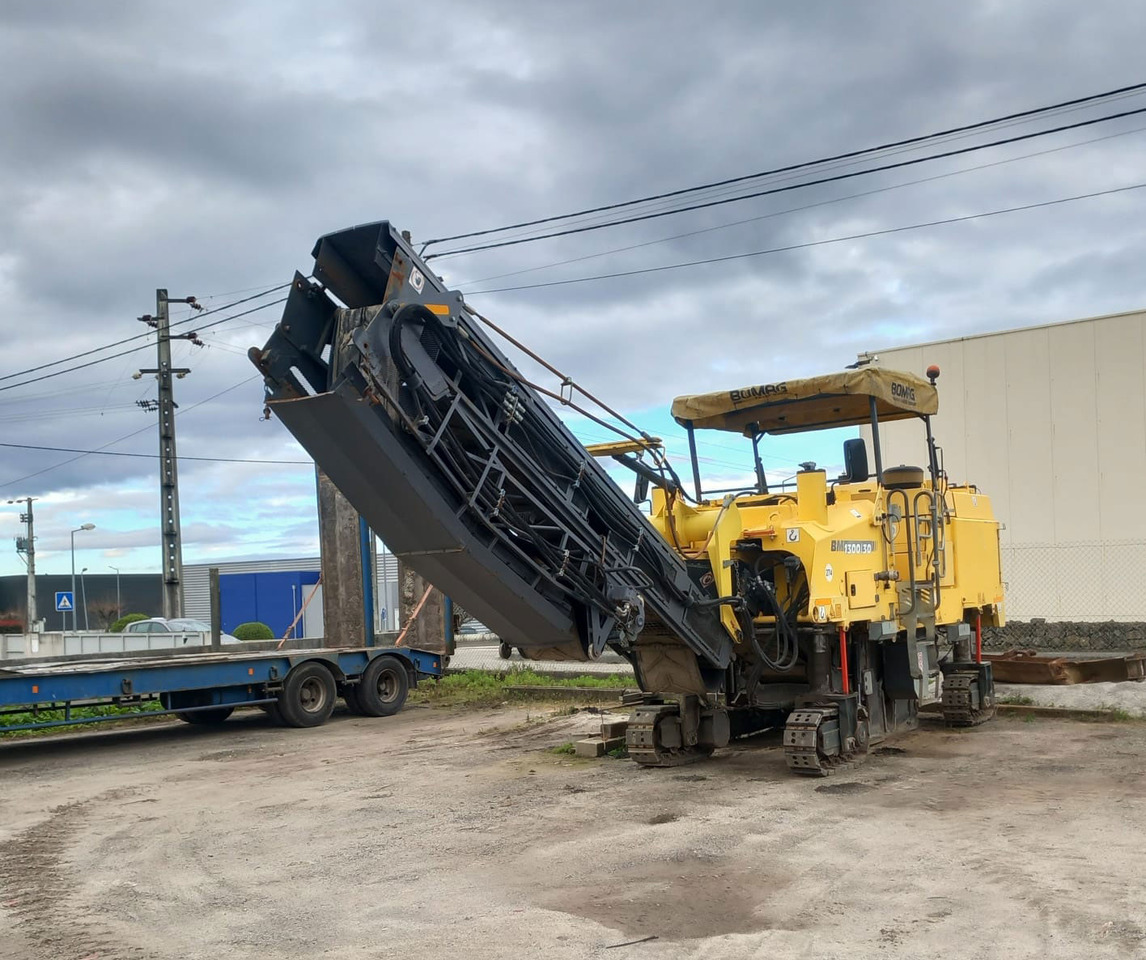 Bomag BM 1300/30 - מקצועה חשמלית קרה: תמונה 1 Bomag BM 1300/30 - מקצועה חשמלית קרה: תמונה 1