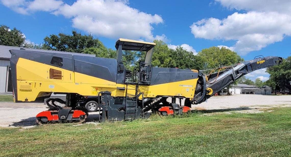 Bomag BM 2000/75 - מקצועה חשמלית קרה: תמונה 3 Bomag BM 2000/75 - מקצועה חשמלית קרה: תמונה 3