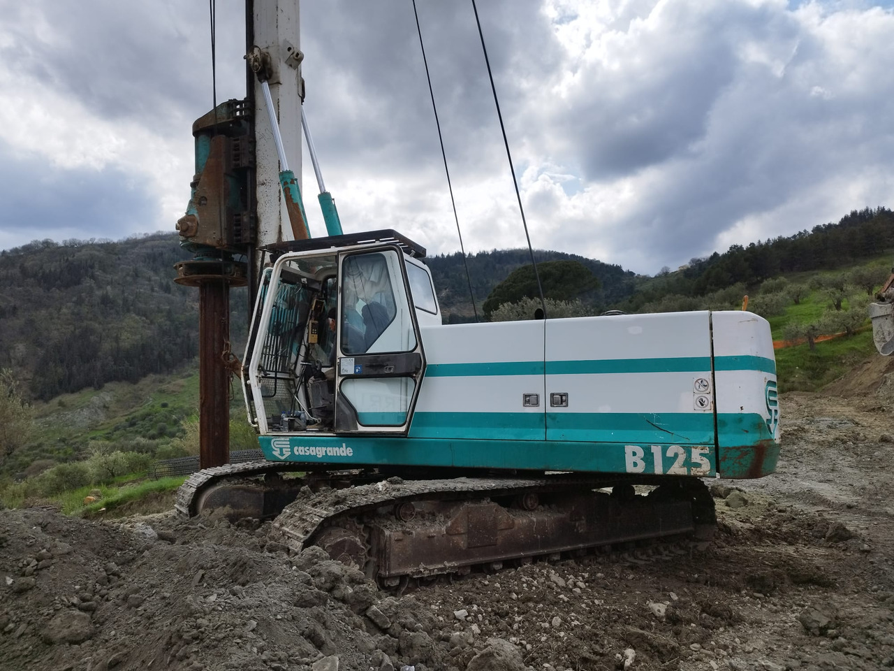 Casagrande B125 - נהג קורה: תמונה 2 Casagrande B125 - נהג קורה: תמונה 2