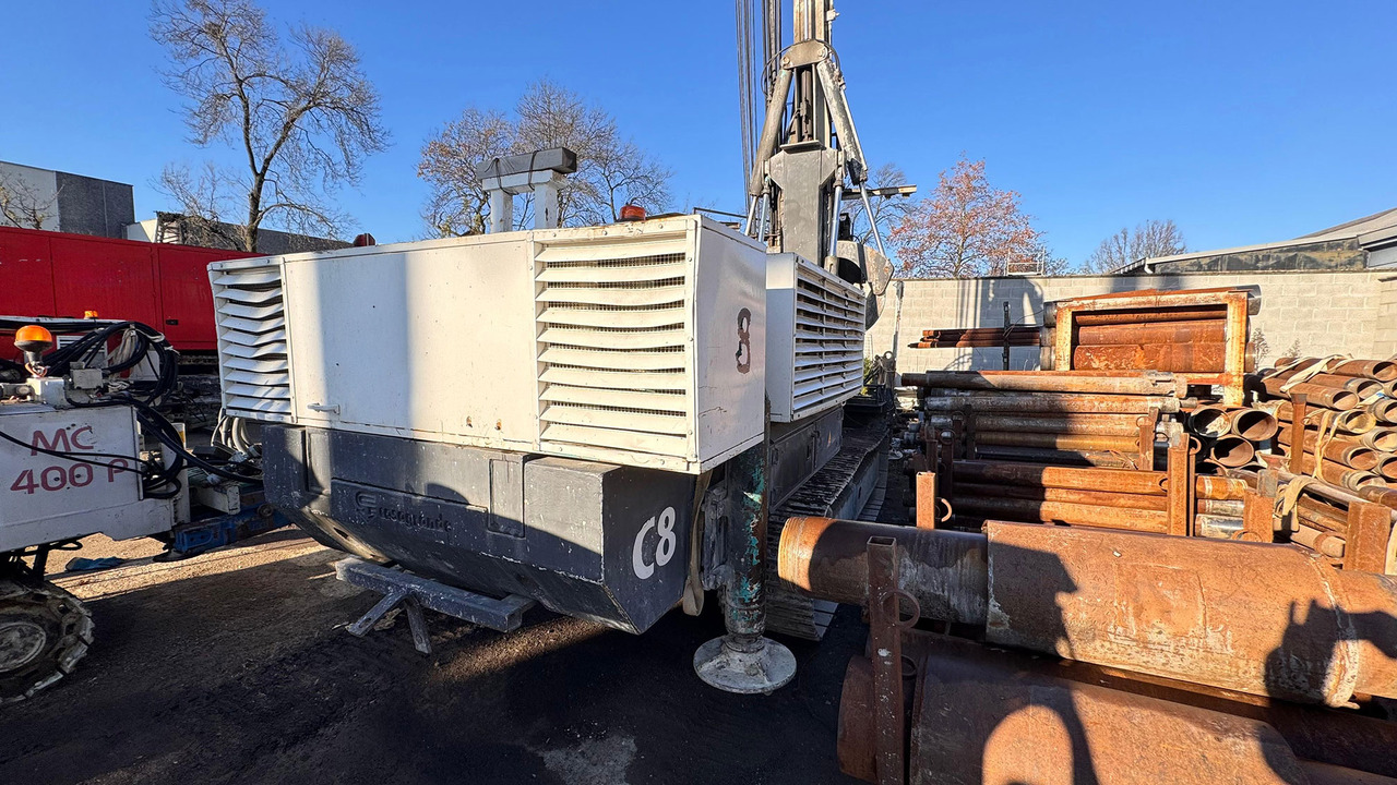 Casagrande C8 - נהג קורה: תמונה 4 Casagrande C8 - נהג קורה: תמונה 4