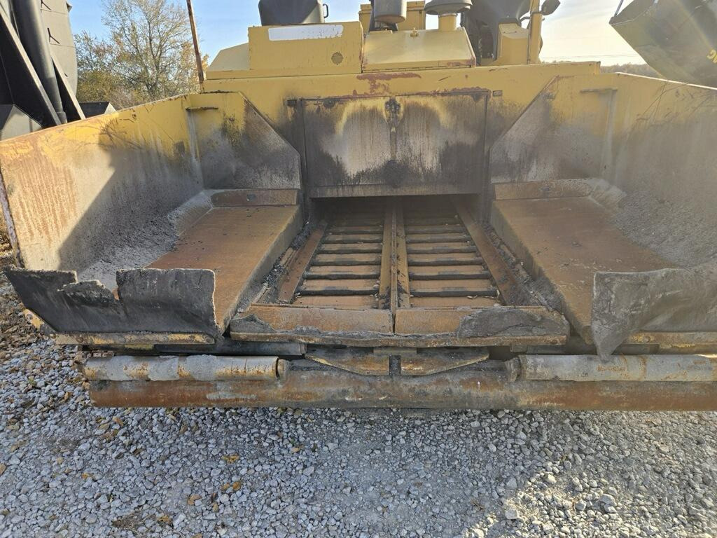 Caterpillar AP1055D - מרצף אספלט: תמונה 3 Caterpillar AP1055D - מרצף אספלט: תמונה 3