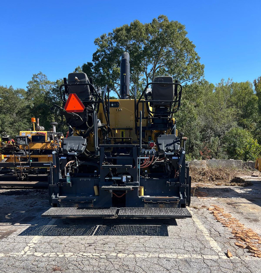 Caterpillar AP500F - מרצף אספלט: תמונה 4 Caterpillar AP500F - מרצף אספלט: תמונה 4