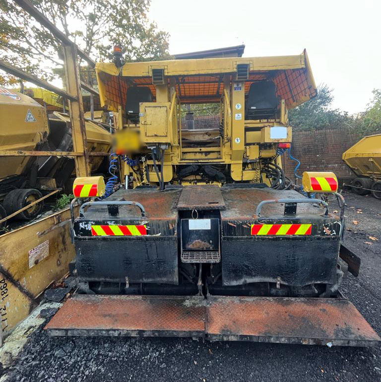 Caterpillar AP600 - מרצף אספלט: תמונה 4 Caterpillar AP600 - מרצף אספלט: תמונה 4