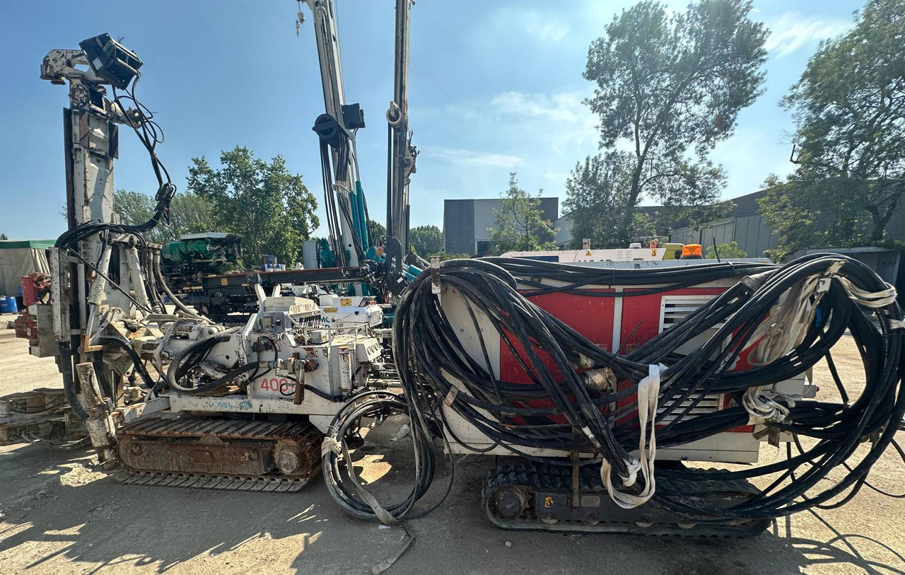 Comacchio MC 400 P - נהג קורה: תמונה 1 Comacchio MC 400 P - נהג קורה: תמונה 1