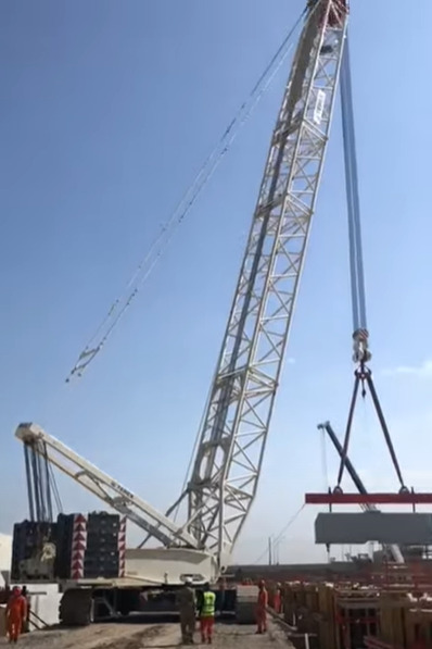 Demag CC 2400-1 - עגורן זוחל: תמונה 2 Demag CC 2400-1 - עגורן זוחל: תמונה 2
