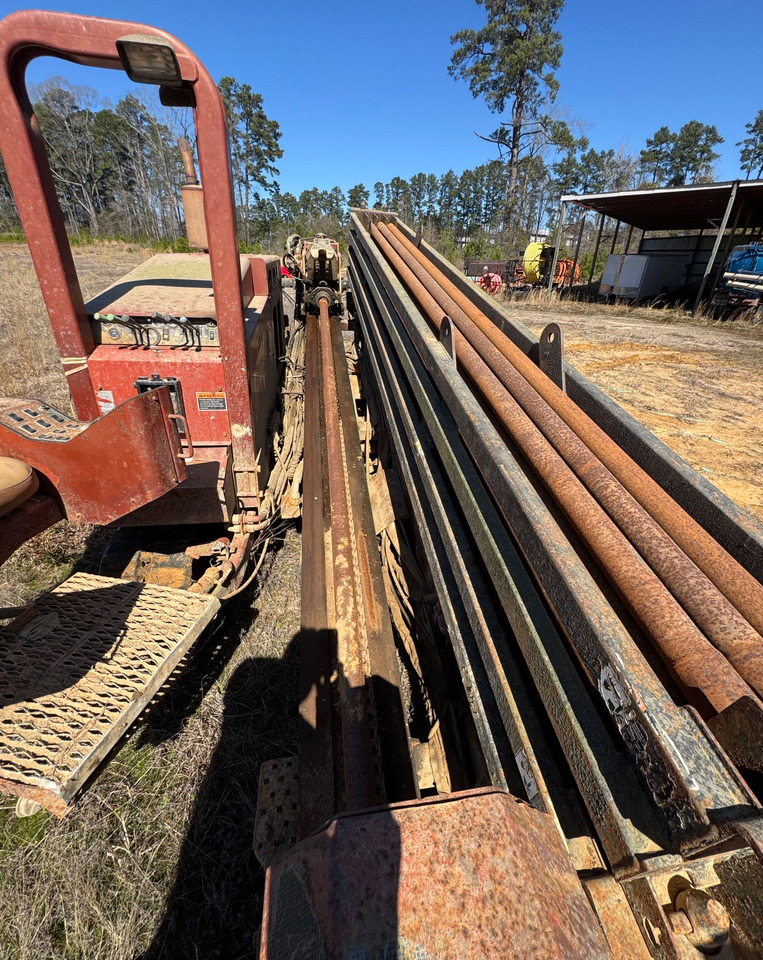 Ditch Witch JT4020 - אסדת קידוח: תמונה 5 Ditch Witch JT4020 - אסדת קידוח: תמונה 5