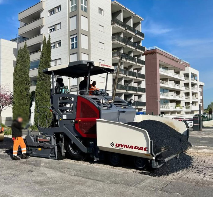 Dynapac SD2500WS - מרצף אספלט: תמונה 3 Dynapac SD2500WS - מרצף אספלט: תמונה 3