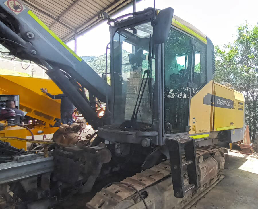 Epiroc FlexiRoc T35-11 - אסדת קידוח: תמונה 1 Epiroc FlexiRoc T35-11 - אסדת קידוח: תמונה 1