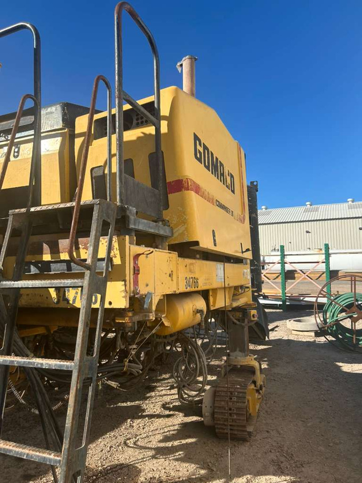 Gomaco Commander III - מרצף אספלט: תמונה 3 Gomaco Commander III - מרצף אספלט: תמונה 3