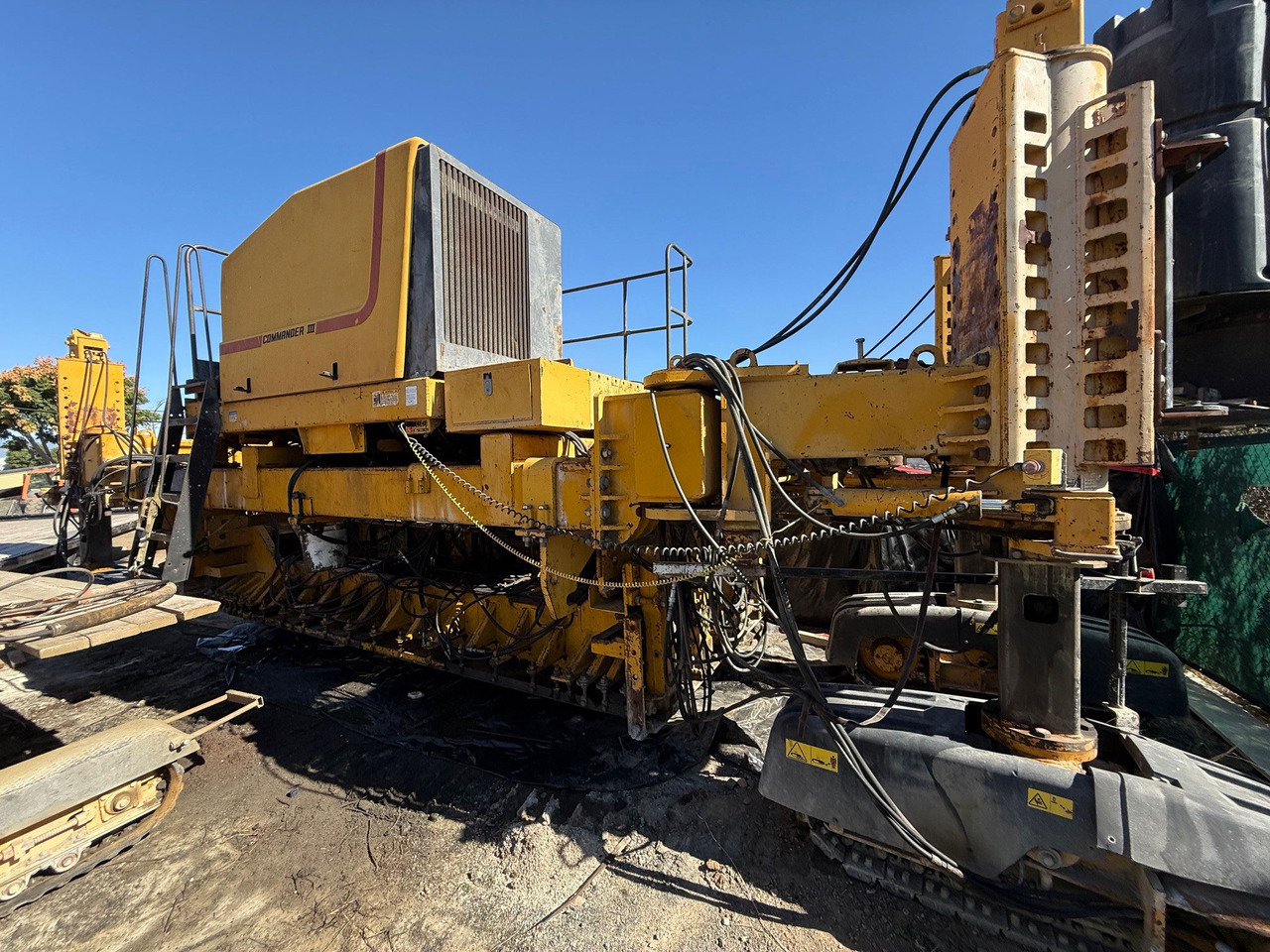 Gomaco Commander III - מרצף אספלט: תמונה 1 Gomaco Commander III - מרצף אספלט: תמונה 1