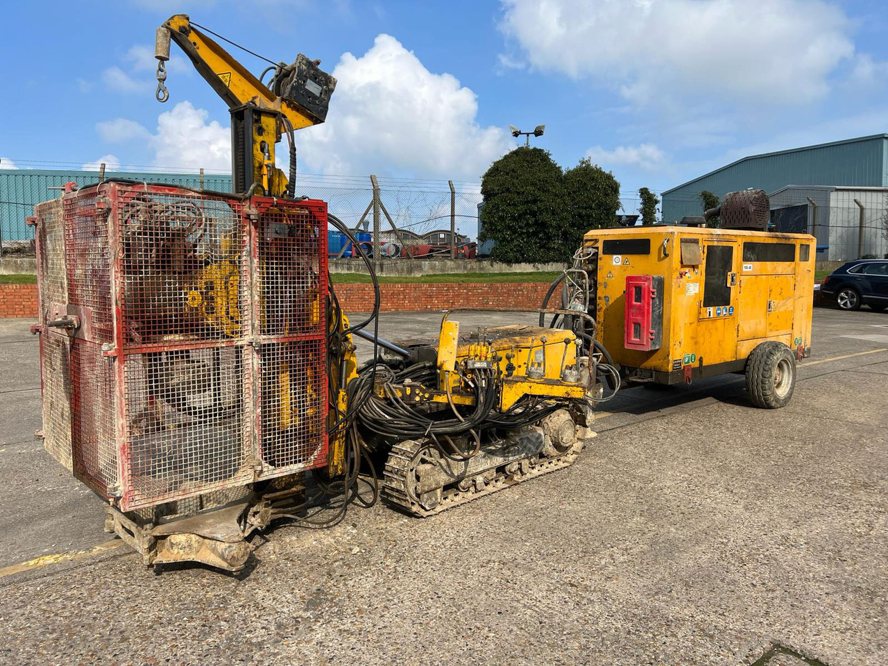 Klemm KR 702-2 - אסדת קידוח: תמונה 1 Klemm KR 702-2 - אסדת קידוח: תמונה 1