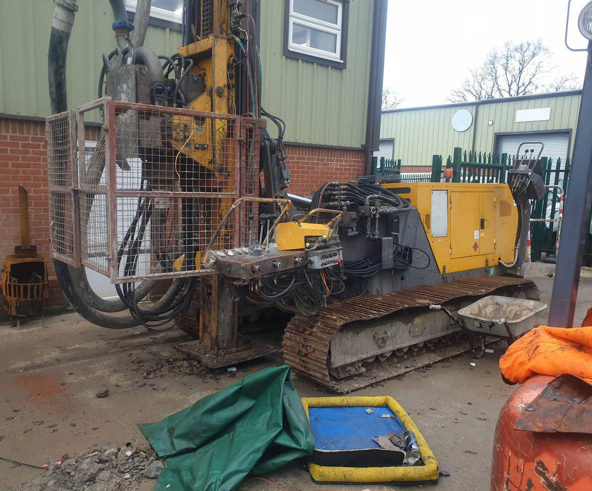 Klemm KR 709-2 - נהג קורה: תמונה 2 Klemm KR 709-2 - נהג קורה: תמונה 2