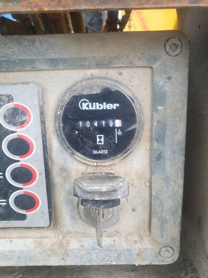 Klemm KR 709-2 - נהג קורה: תמונה 4 Klemm KR 709-2 - נהג קורה: תמונה 4