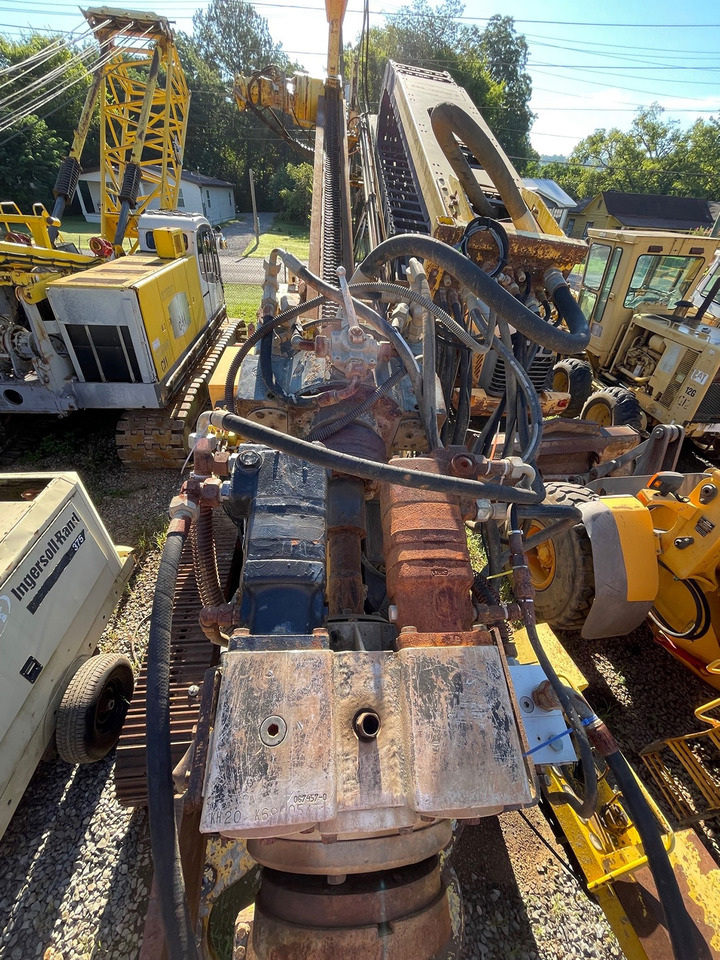 Klemm KR 806-3D - נהג קורה: תמונה 3 Klemm KR 806-3D - נהג קורה: תמונה 3