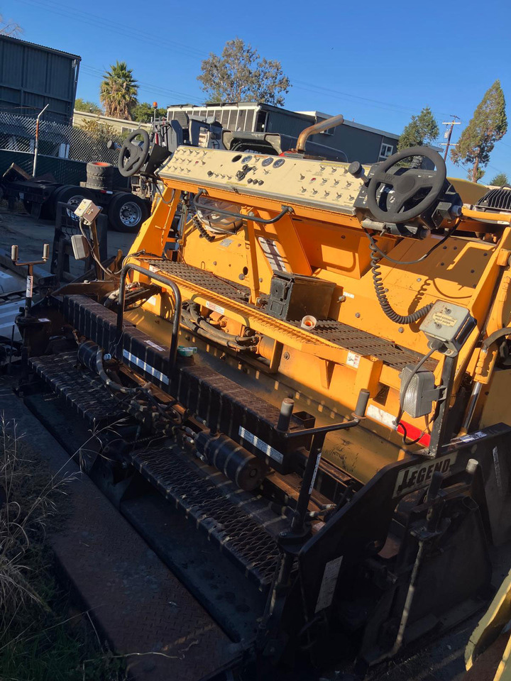 Leeboy 8515 - מרצף אספלט: תמונה 4 Leeboy 8515 - מרצף אספלט: תמונה 4