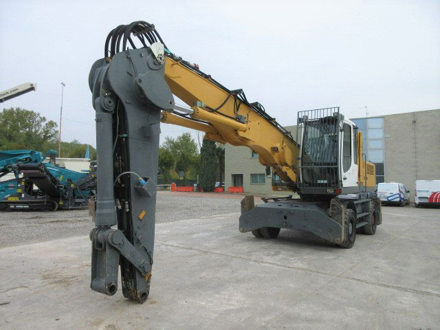 Liebherr A924 - מטפל בפסולת/ תעשייתי: תמונה 4 Liebherr A924 - מטפל בפסולת/ תעשייתי: תמונה 4