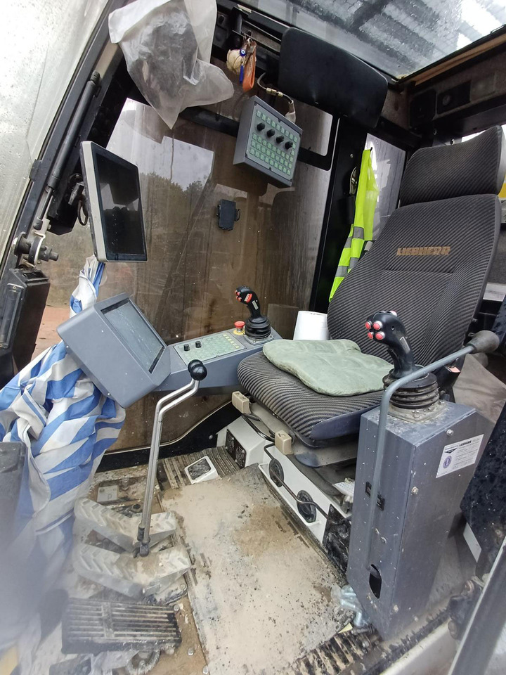 Liebherr LB36 - נהג קורה: תמונה 5 Liebherr LB36 - נהג קורה: תמונה 5