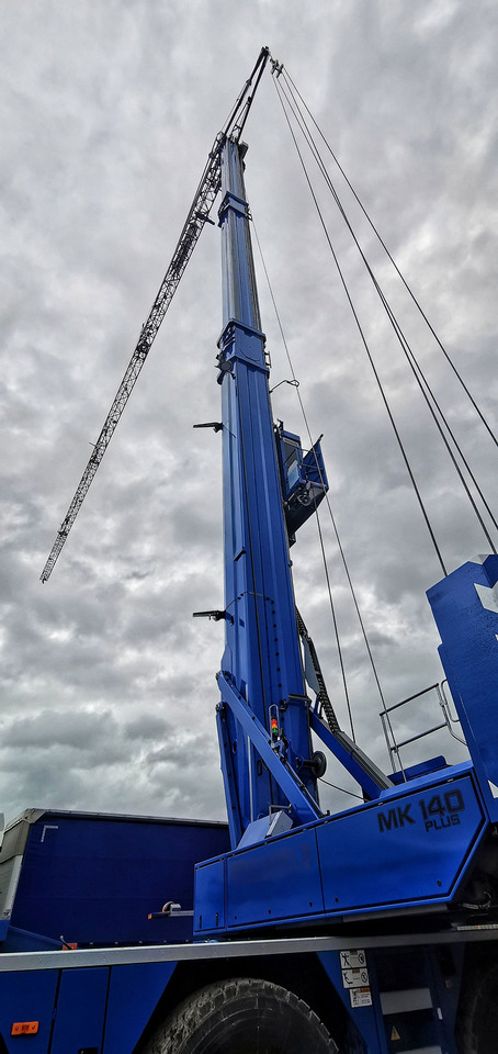 Liebherr MK 140 Plus - עגורן מגדל: תמונה 5 Liebherr MK 140 Plus - עגורן מגדל: תמונה 5