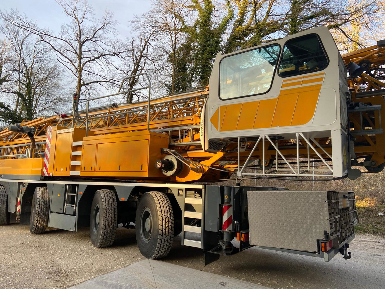 Liebherr MK 88 - עגורן מגדל: תמונה 4 Liebherr MK 88 - עגורן מגדל: תמונה 4