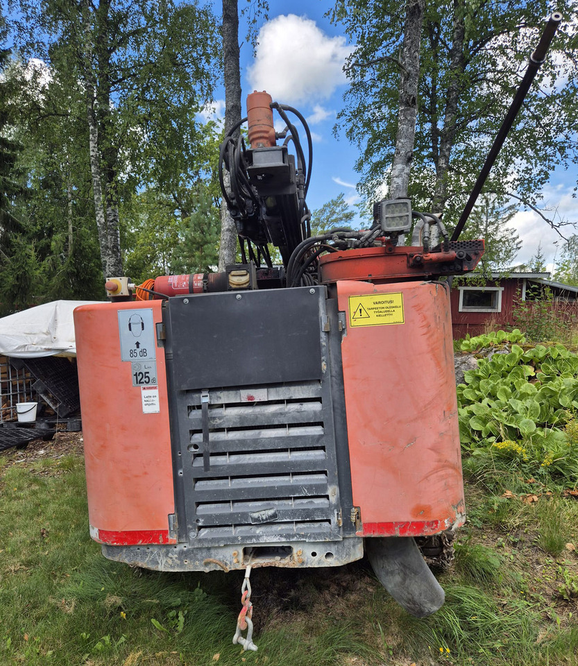 Sandvik Commando DC125R - אסדת קידוח: תמונה 4 Sandvik Commando DC125R - אסדת קידוח: תמונה 4