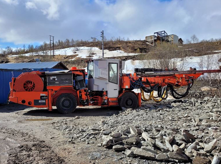 Sandvik DD420-S60C - מכונת כיוון: תמונה 2 Sandvik DD420-S60C - מכונת כיוון: תמונה 2