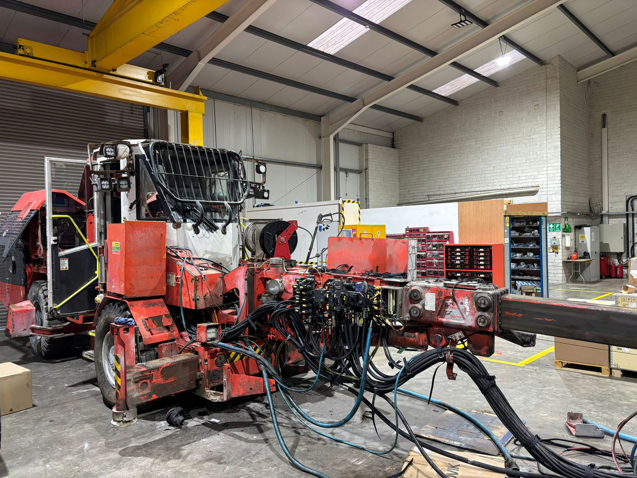 Sandvik DS411 - מכונת כיוון: תמונה 1 Sandvik DS411 - מכונת כיוון: תמונה 1
