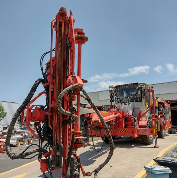 Sandvik DS411 - מכונת כרייה: תמונה 2 Sandvik DS411 - מכונת כרייה: תמונה 2