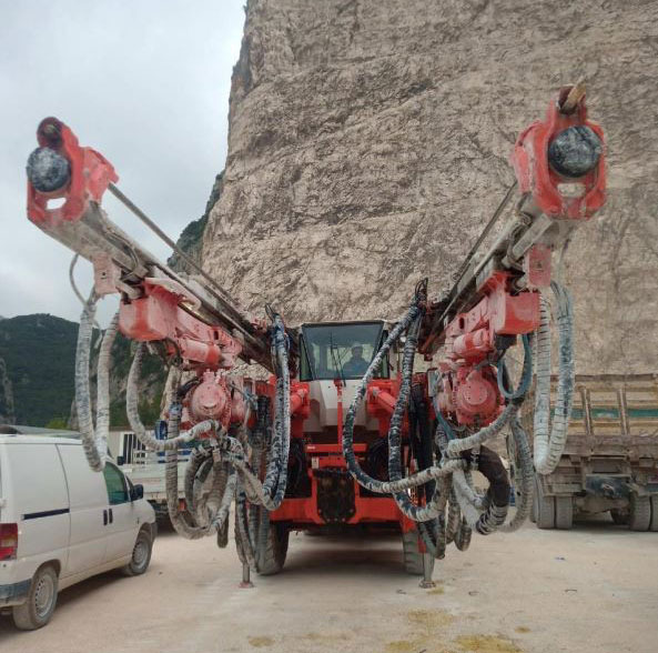 Sandvik DT820-SC - מכונת כיוון: תמונה 5 Sandvik DT820-SC - מכונת כיוון: תמונה 5